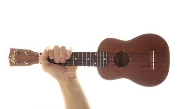 Гитара или укулеле